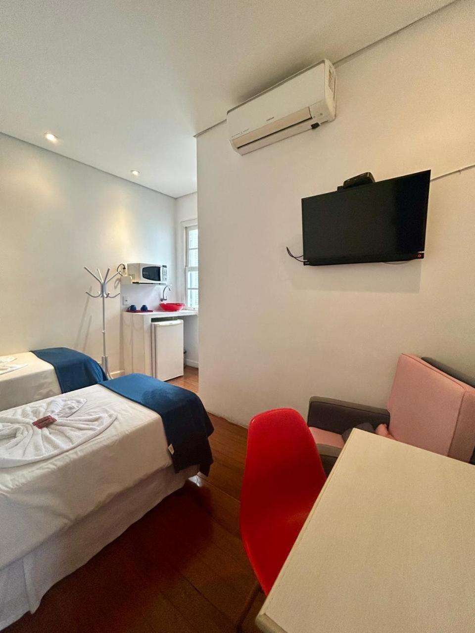 Pousada E Hostel Sao Paulo Comfort - Bairro Pinheiros, Proximo Hospital Das Clinicas E Incor, Oscar Freire, Av Paulista, Allianz, Vila Madalena E Facil Acesso Ao Ibirapuera E Morumbi Buitenkant foto