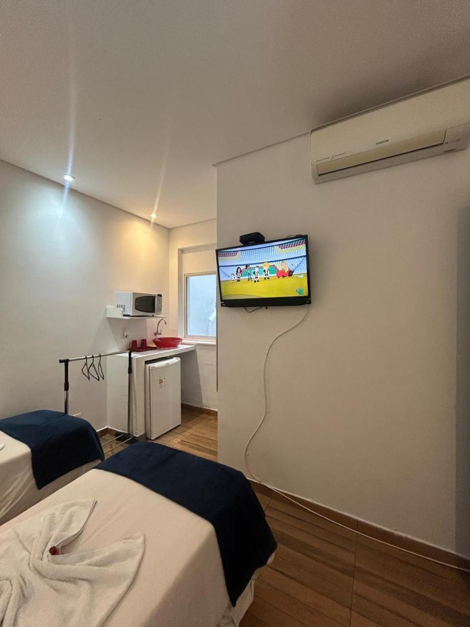 Pousada E Hostel Sao Paulo Comfort - Bairro Pinheiros, Proximo Hospital Das Clinicas E Incor, Oscar Freire, Av Paulista, Allianz, Vila Madalena E Facil Acesso Ao Ibirapuera E Morumbi Buitenkant foto
