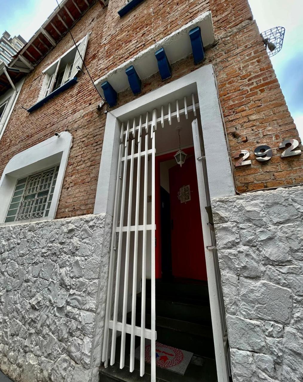 Pousada E Hostel Sao Paulo Comfort - Bairro Pinheiros, Proximo Hospital Das Clinicas E Incor, Oscar Freire, Av Paulista, Allianz, Vila Madalena E Facil Acesso Ao Ibirapuera E Morumbi Buitenkant foto